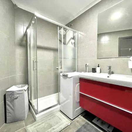 In Avenida Alay, 2 Apartment *